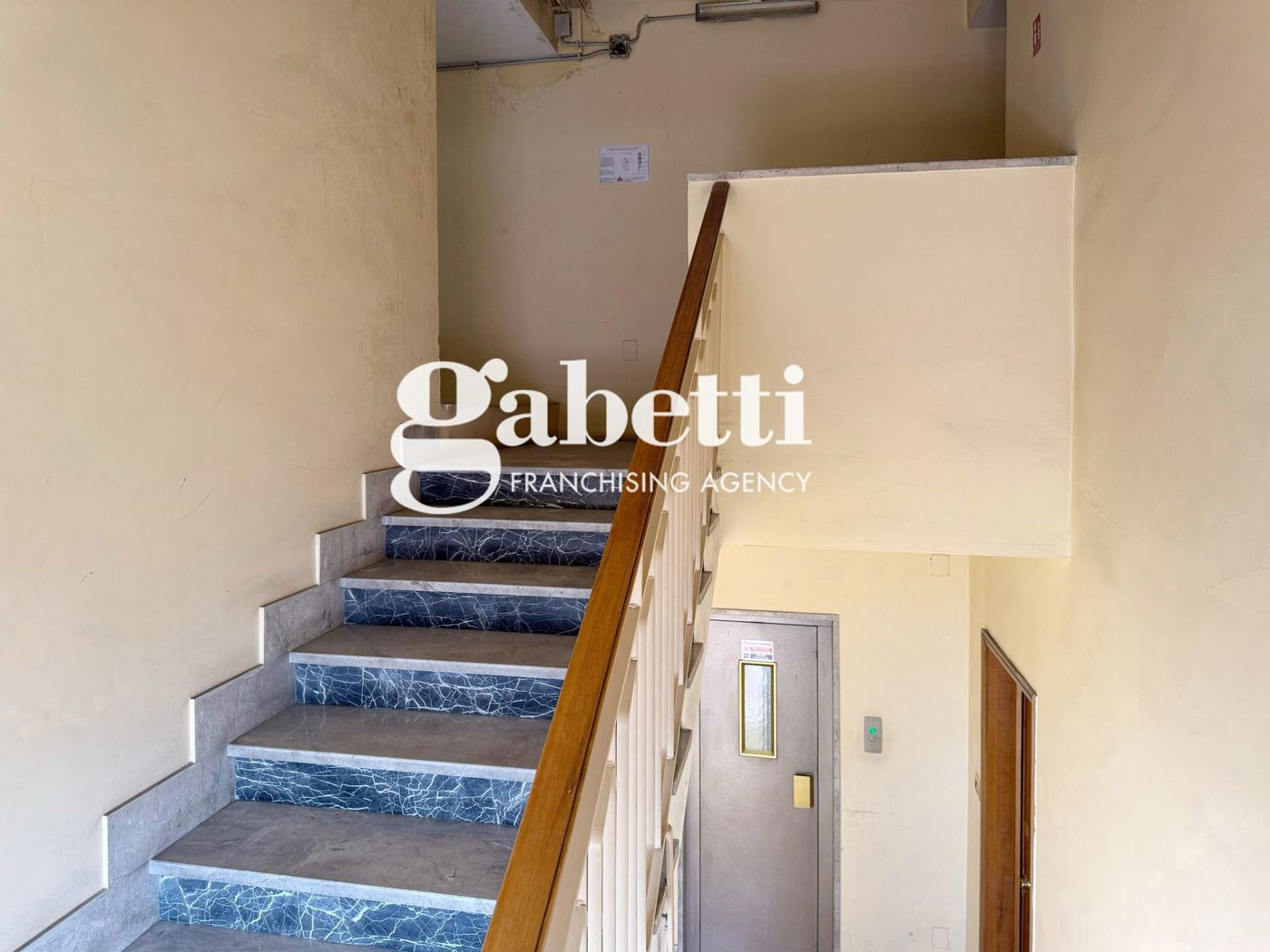 Trilocale da ristrutturare a Roma