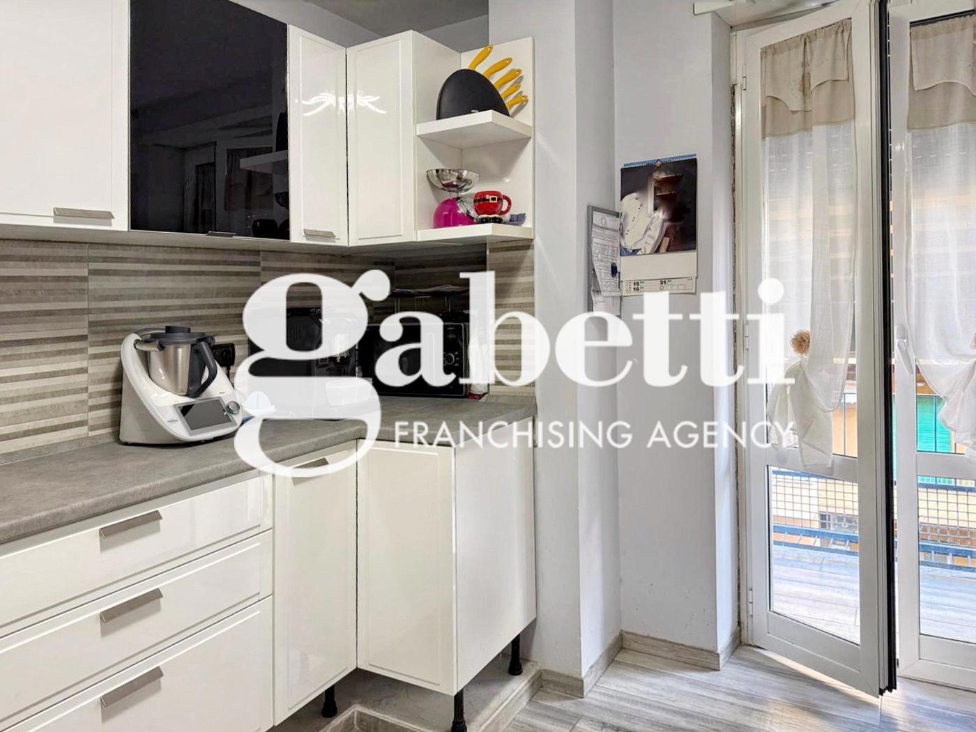 Trilocale ristrutturato a Roma