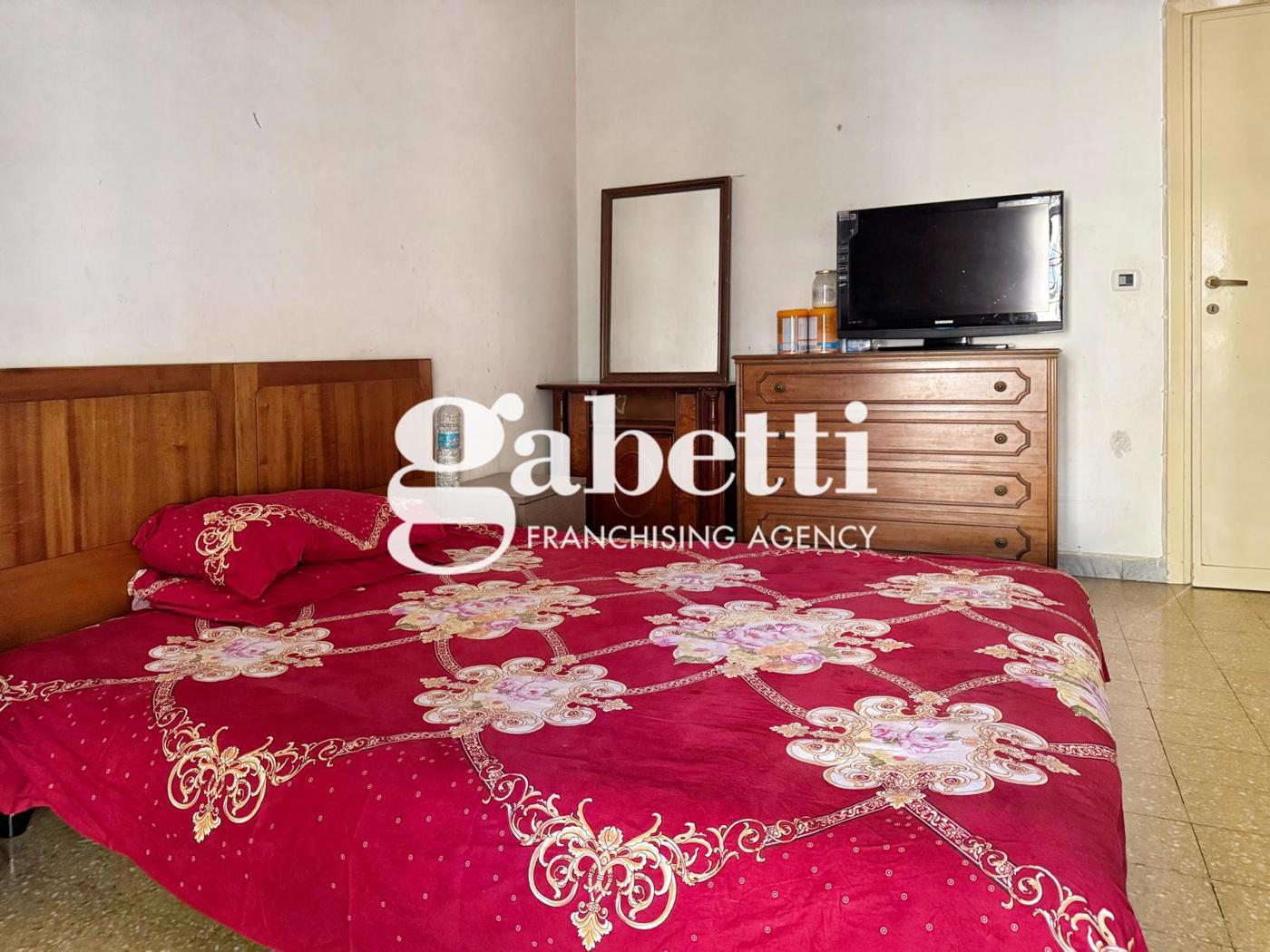 Bilocale da ristrutturare a Roma