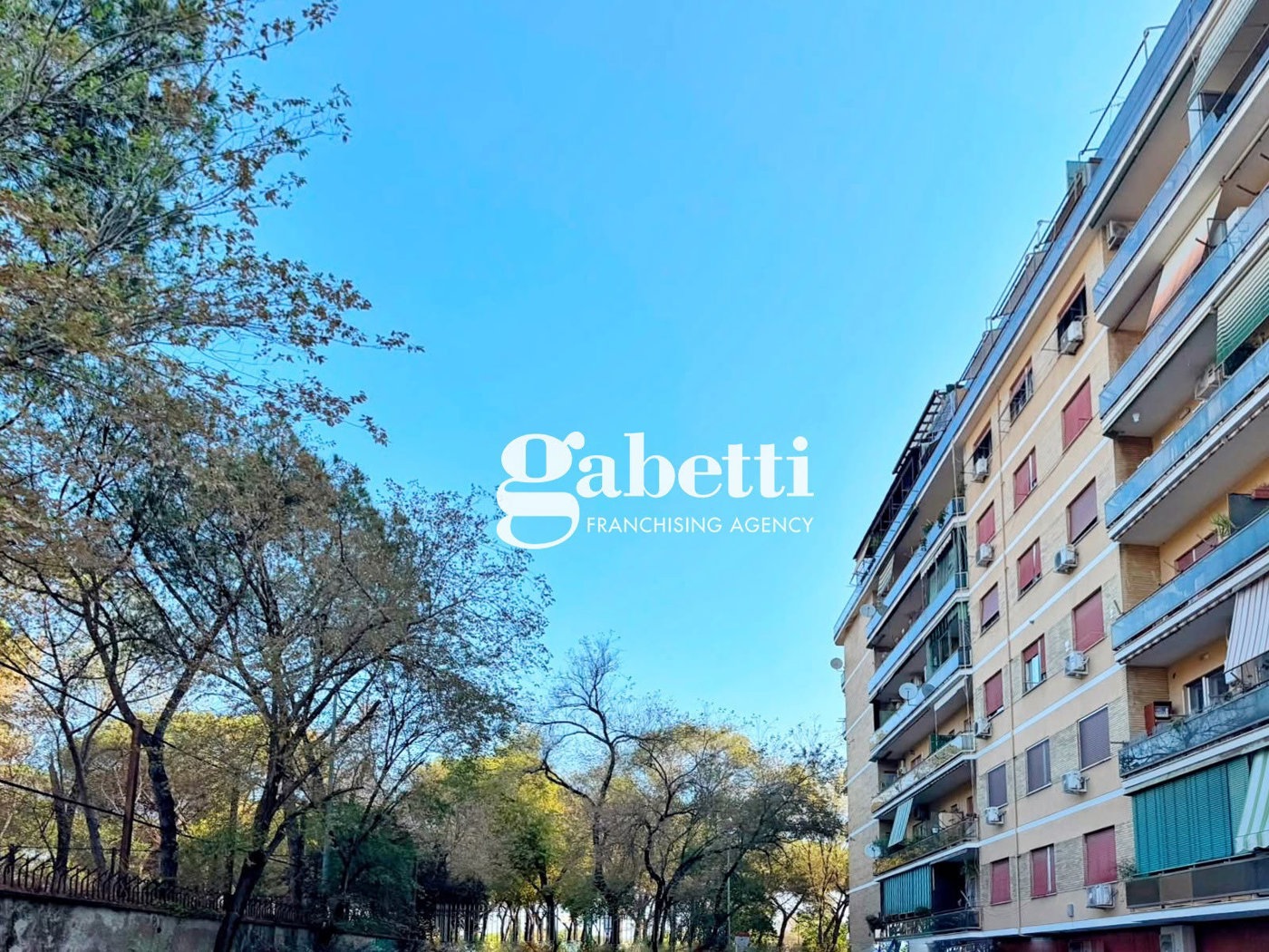 Trilocale da ristrutturare a Roma