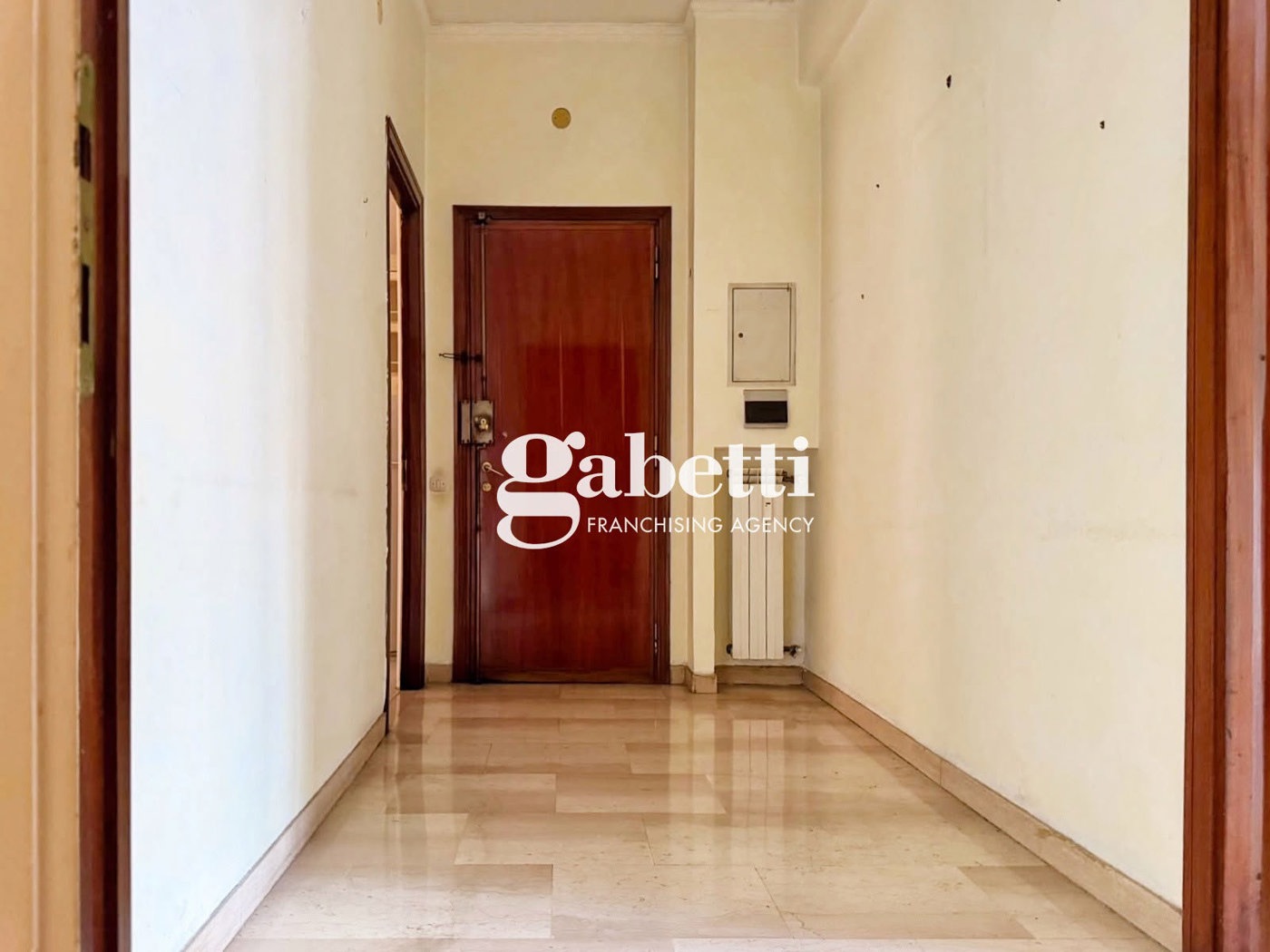 Trilocale da ristrutturare a Roma