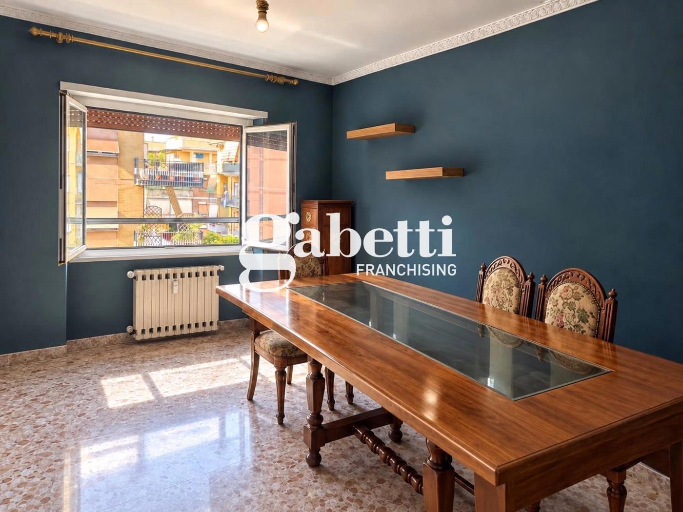 Trilocale in vendita a Roma