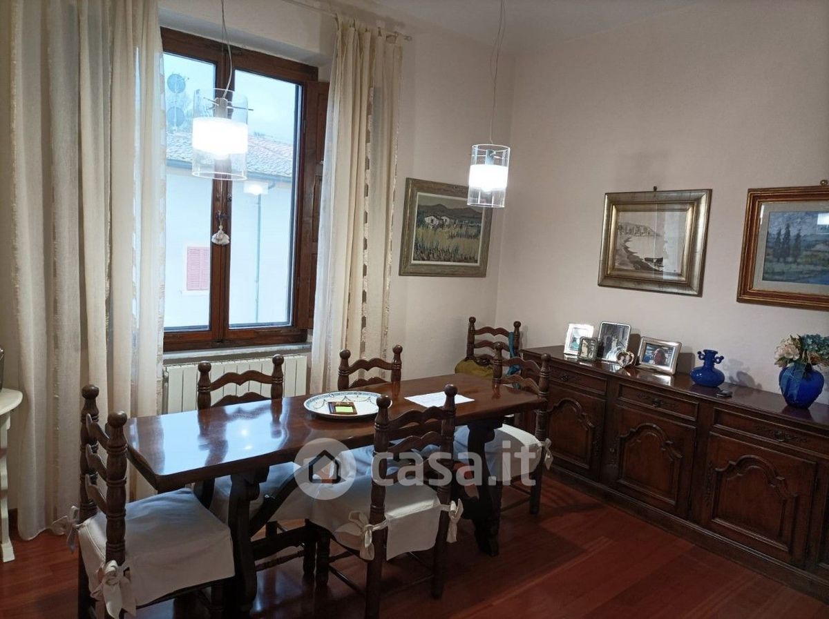 Quadrilocale ristrutturato a Volterra