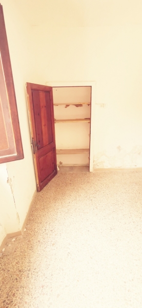 Bilocale da ristrutturare a Castellina Marittima