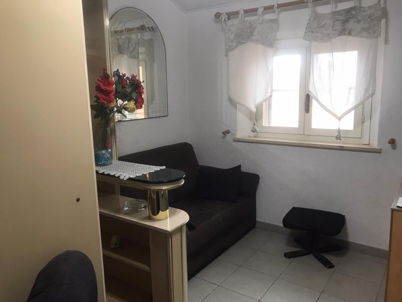 Appartamento in vendita a Livorno