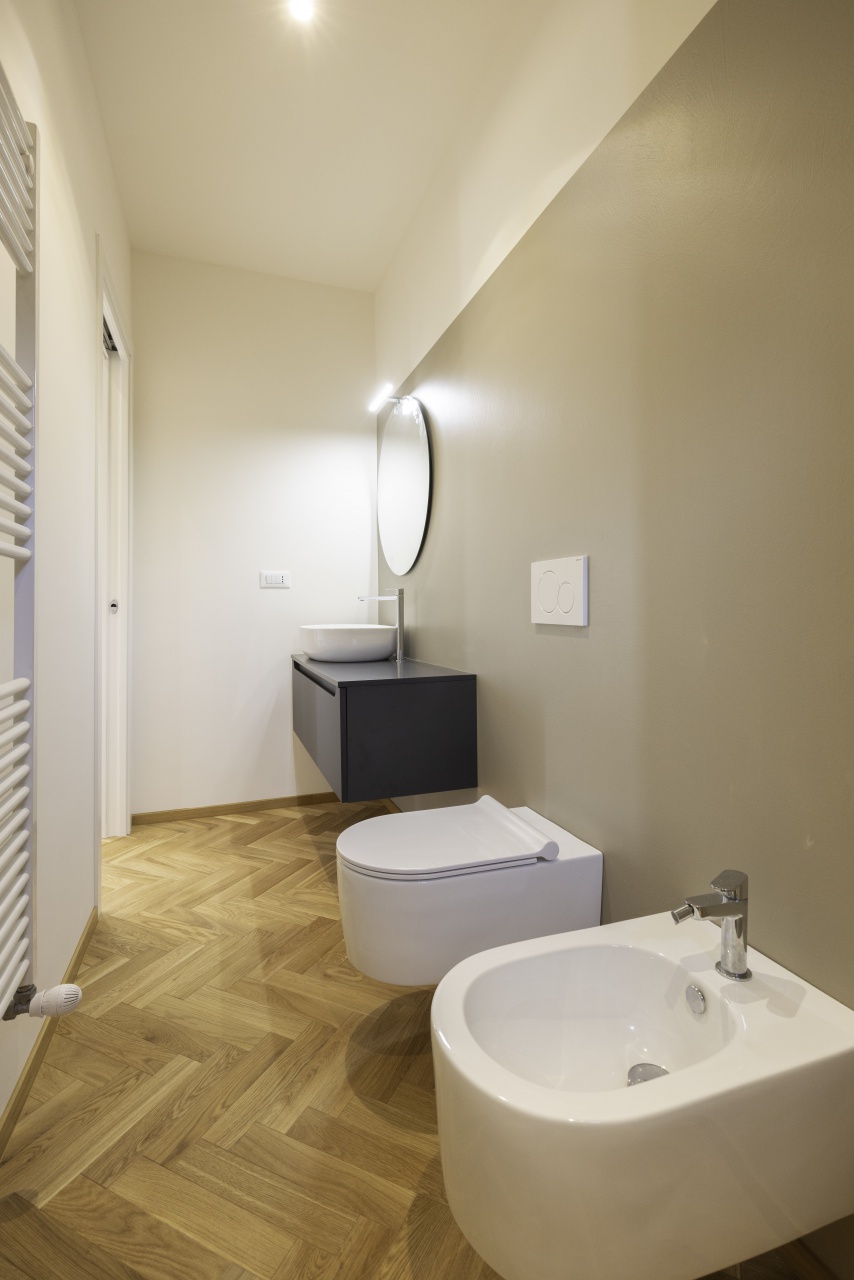 Bilocale ristrutturato in via milazzo, Bologna