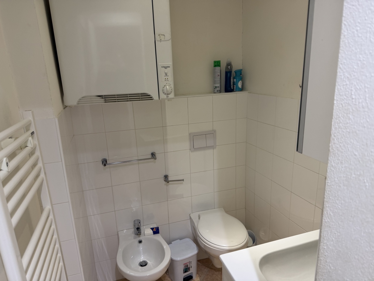 Monolocale arredato in affitto in via fondazza, Bologna