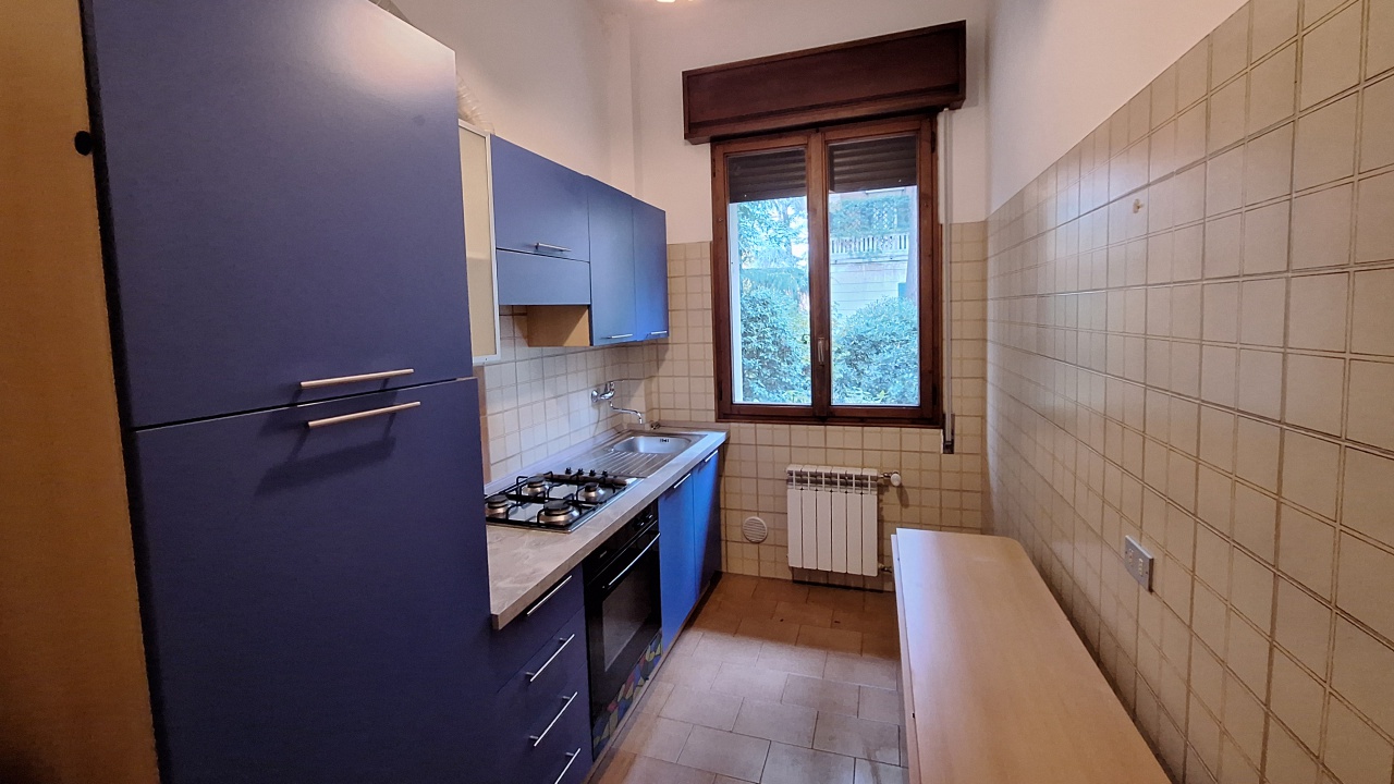 Trilocale arredato in affitto a Bologna