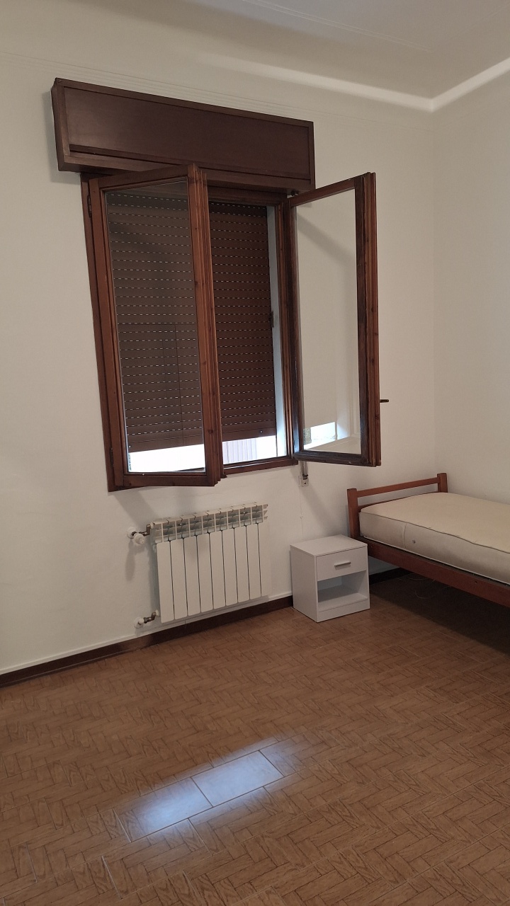 Trilocale arredato in affitto a Bologna