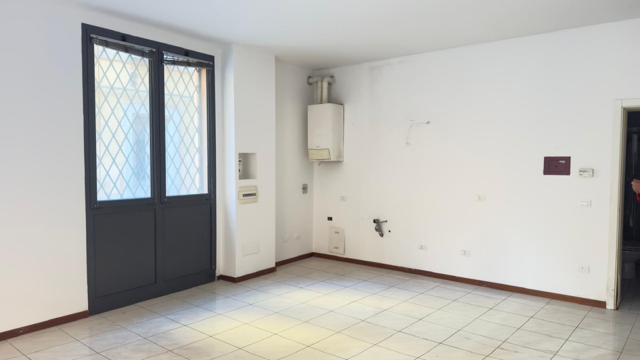 Ufficio in affitto in via de coltelli, Bologna