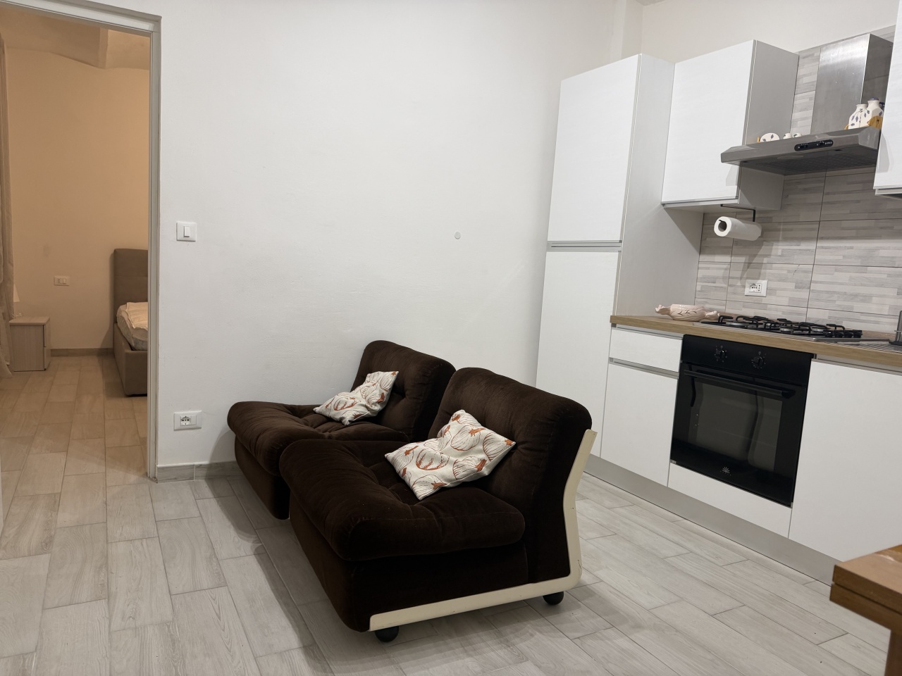 Bilocale in vendita in via camonia, Bologna