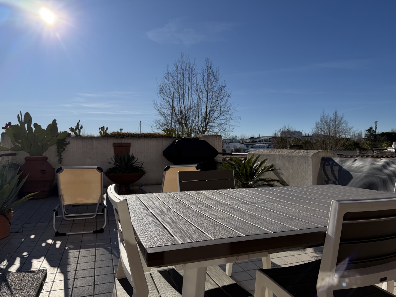 Trilocale con terrazzo in via calle dei mercanti, Misano Adriatico