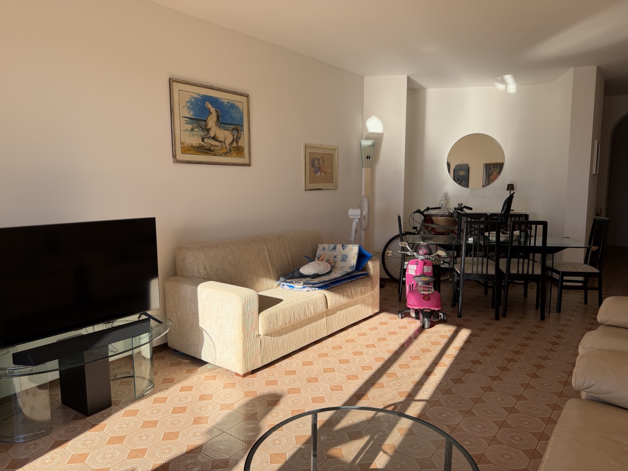 Trilocale con terrazzo in via calle dei mercanti, Misano Adriatico