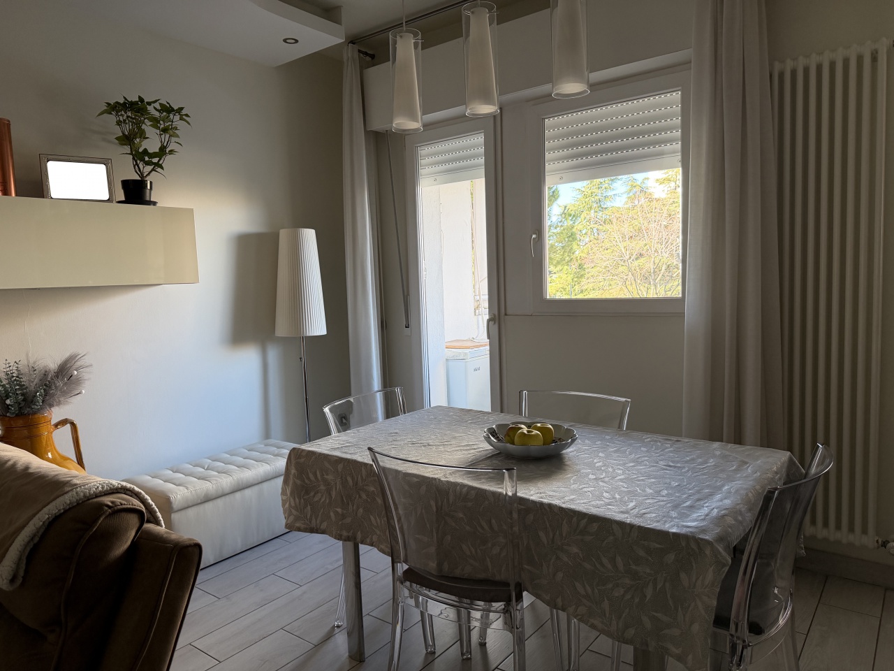 Trilocale con box in via lincoln, Bologna