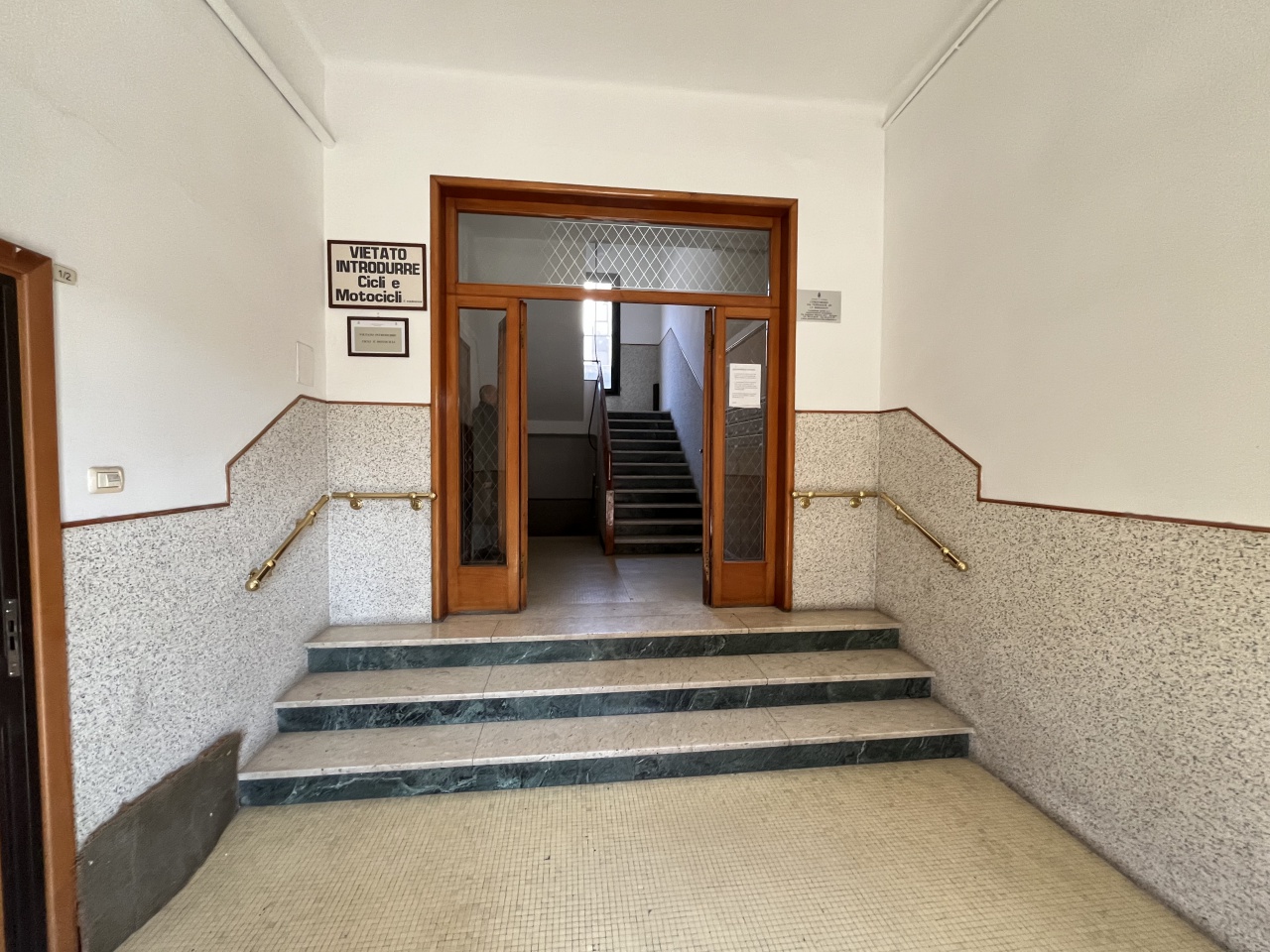 Trilocale ristrutturato a Bologna