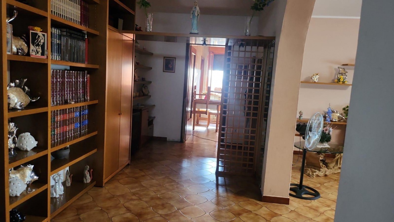 Villa con giardino in via brazzolo, Formignana