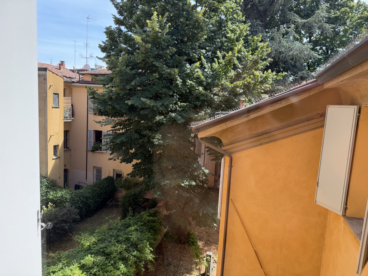 Quadrilocale arredato in affitto in strada maggiore, Bologna