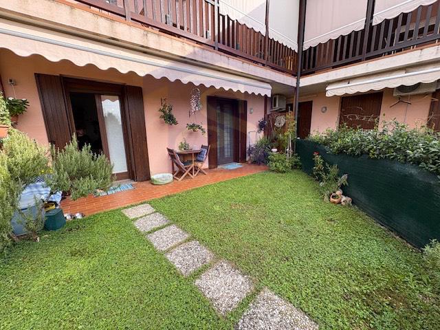 Quadrilocale con giardino a Roveredo in Piano
