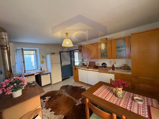 Rustico con giardino a Budoia