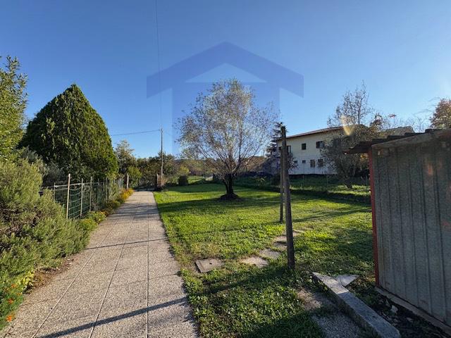 Rustico con giardino a Polcenigo