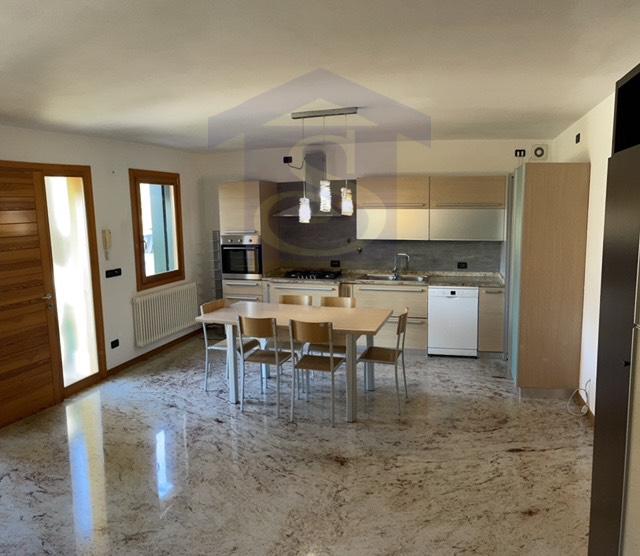 Villa con giardino a Polcenigo