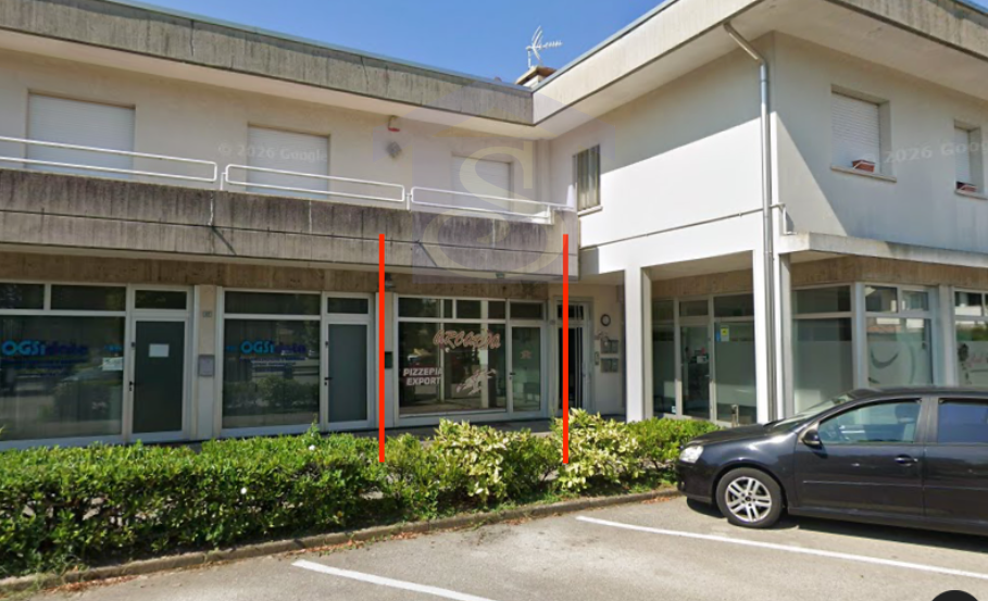 Negozio in vendita a Fontanafredda