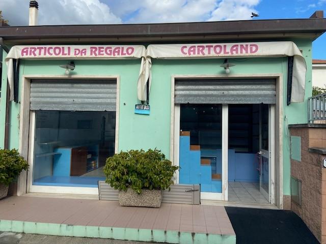 Locale commerciale in vendita, Rosignano Marittimo vada