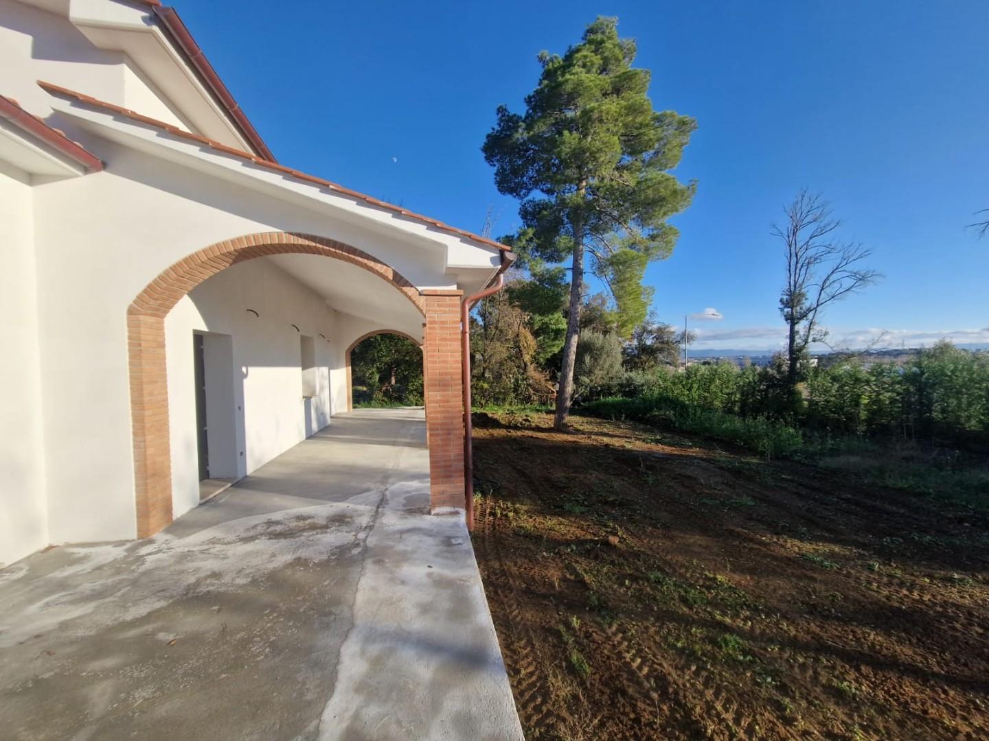 Villa con terrazzo, Cecina collemezzano alto