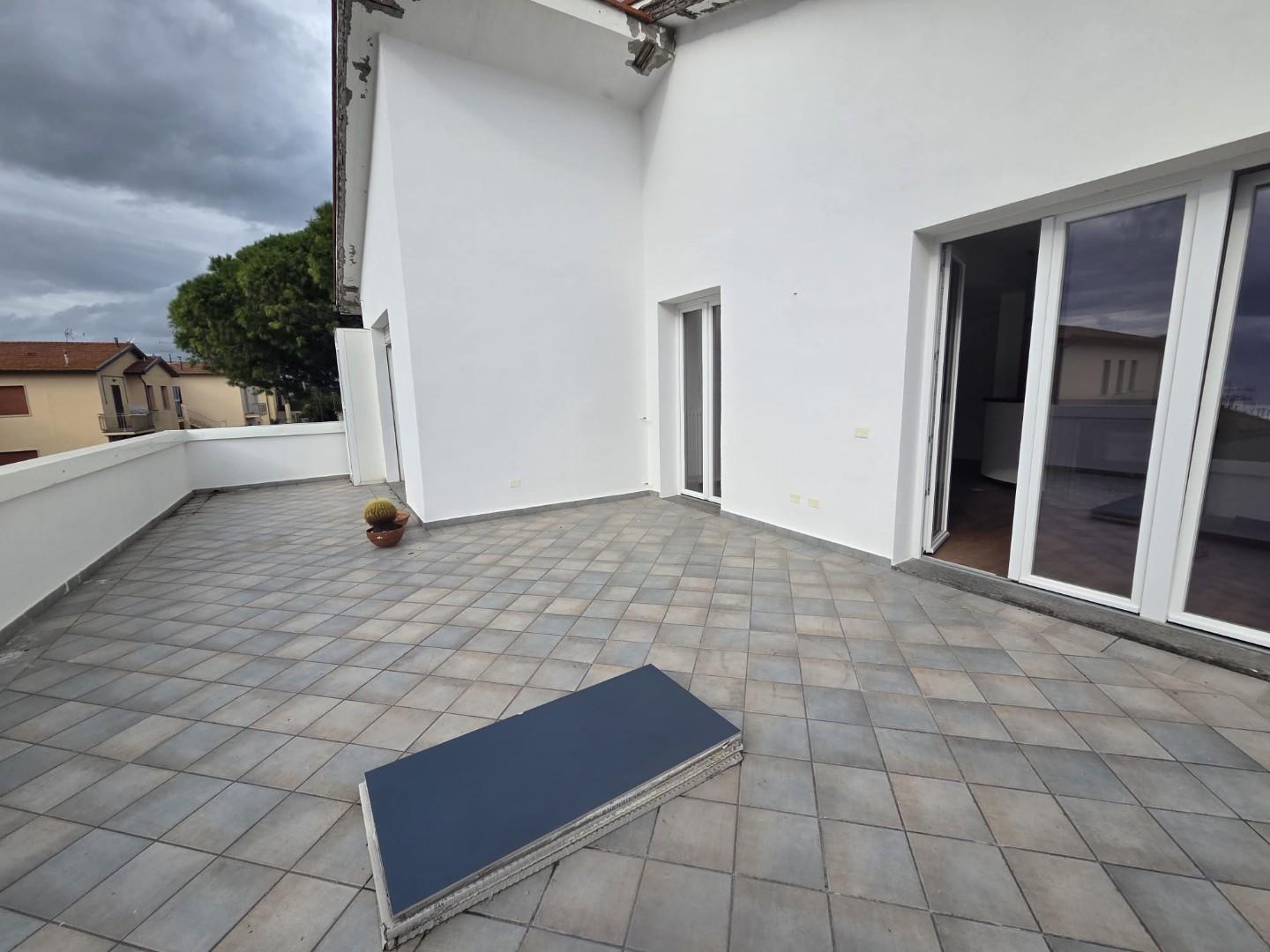 Attico con terrazzo, Rosignano Marittimo vada