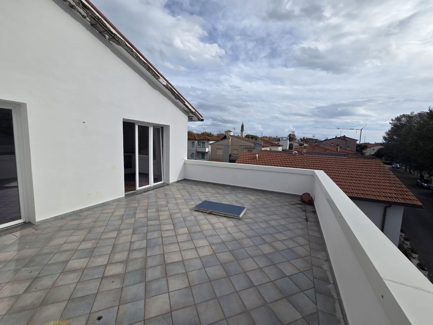 Attico con terrazzo, Rosignano Marittimo vada