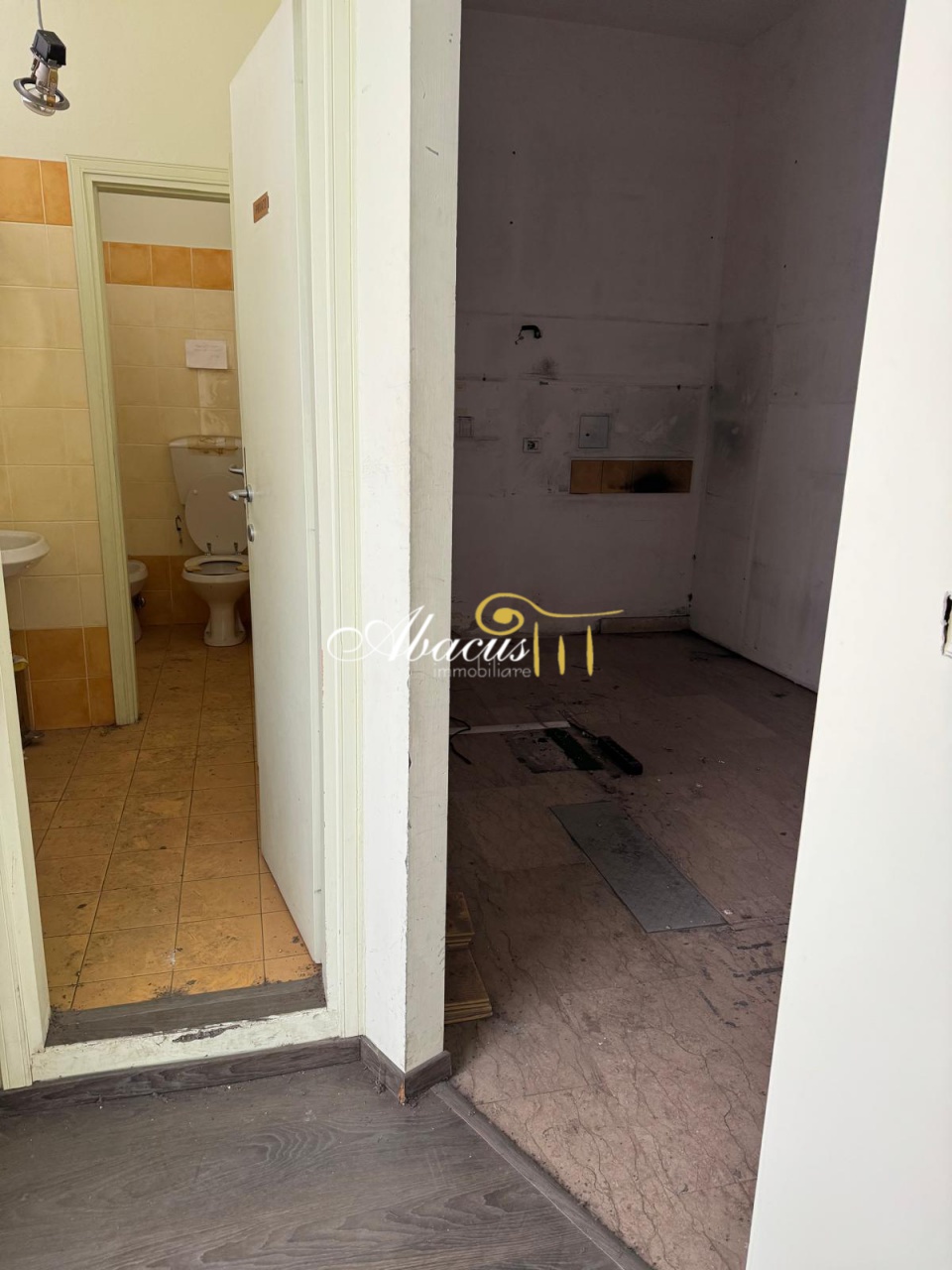 Negozio in vendita in via veracini, Firenze