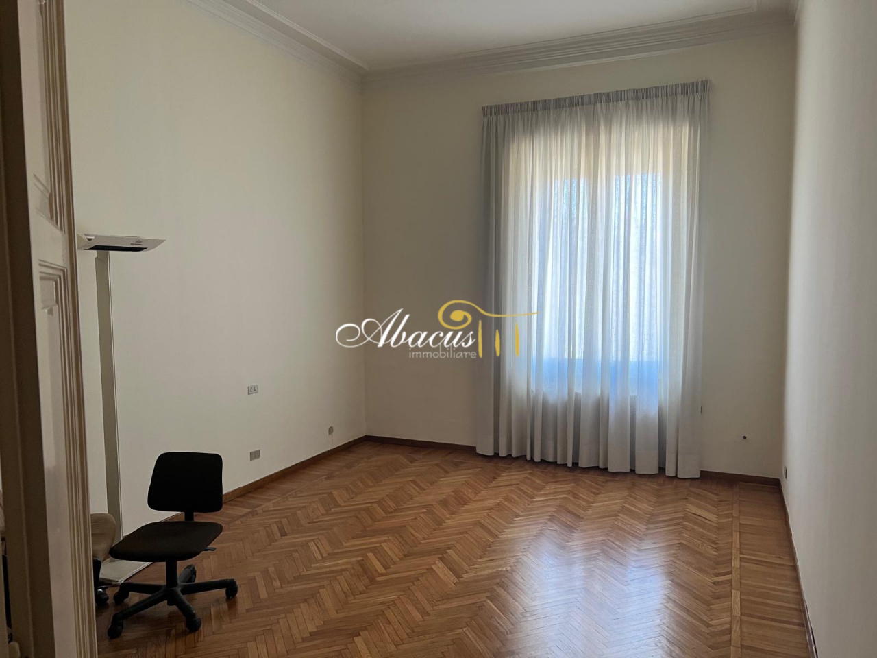 Ufficio in affitto in viale spartaco lavagni, Firenze