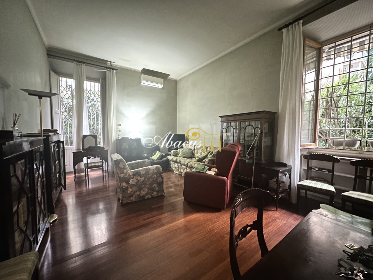 Appartamento con giardino in viale matteotti, Firenze