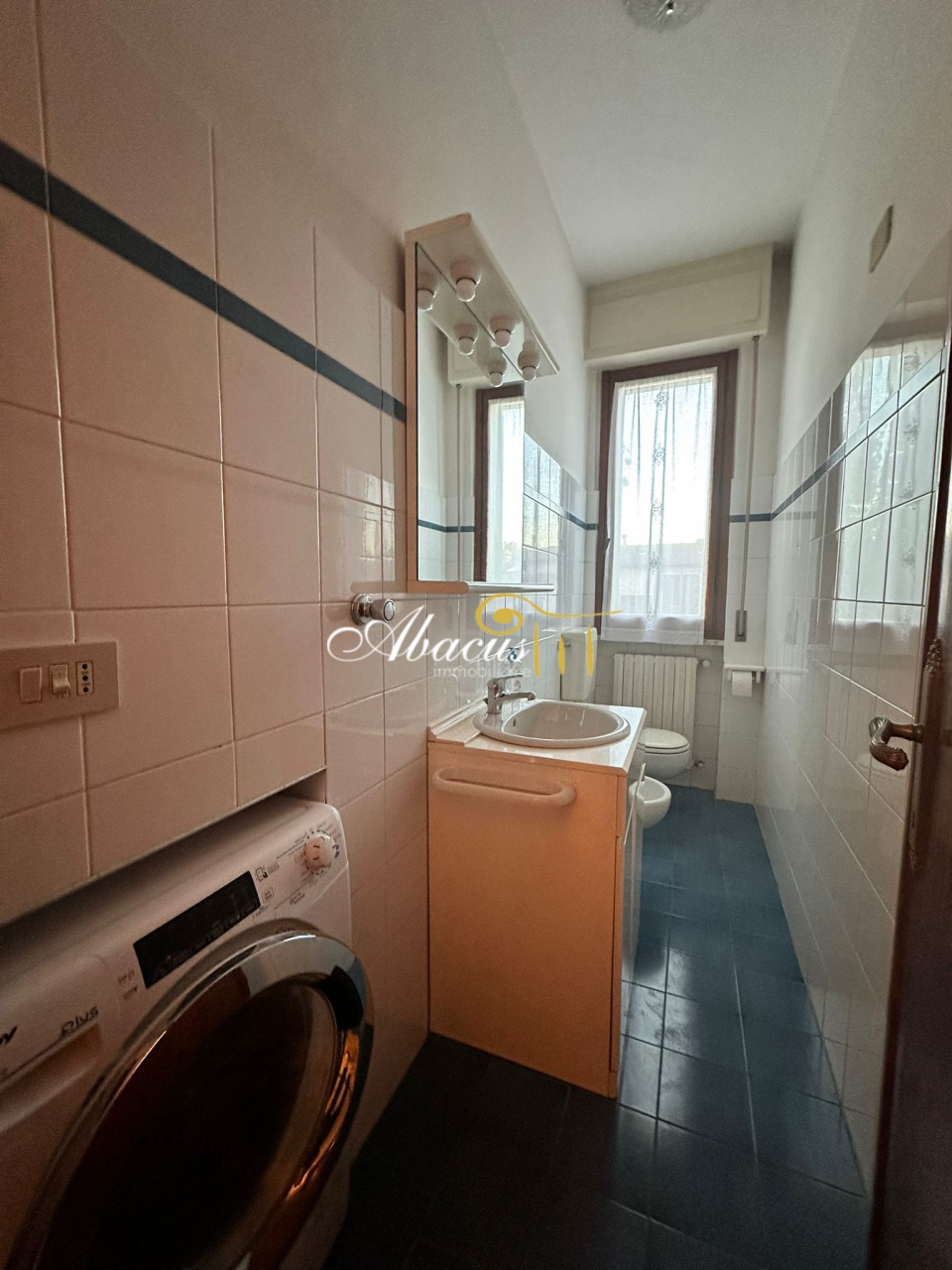 Quadrilocale arredato in affitto in via lanfranchi, Firenze