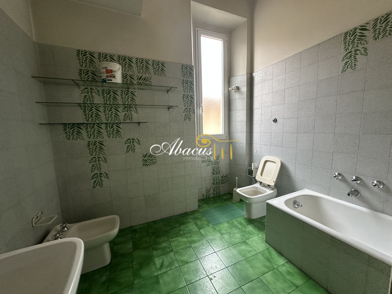 Ufficio in affitto in viale spartaco lavagni, Firenze