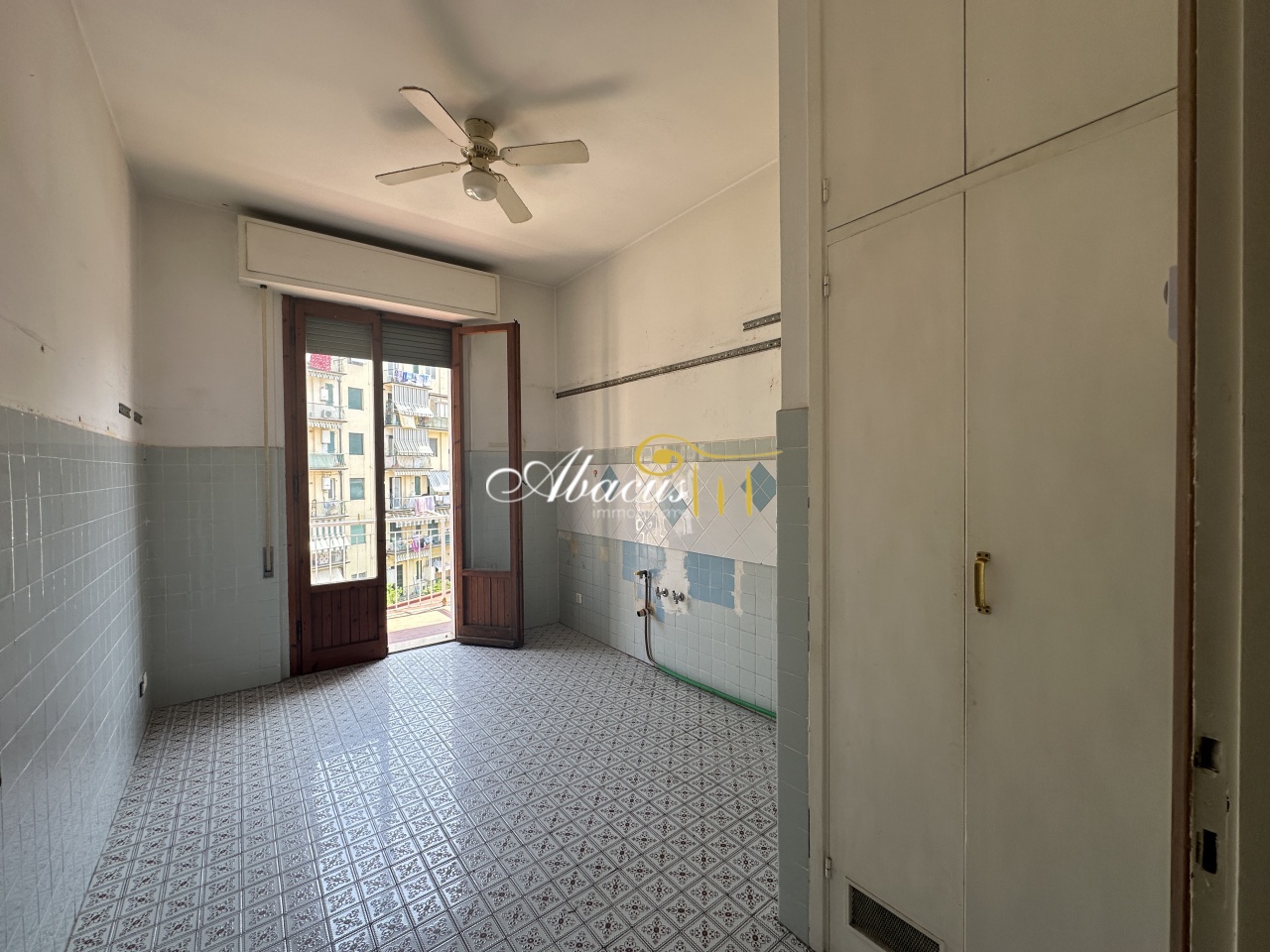Trilocale da ristrutturare in via rattazzi, Firenze