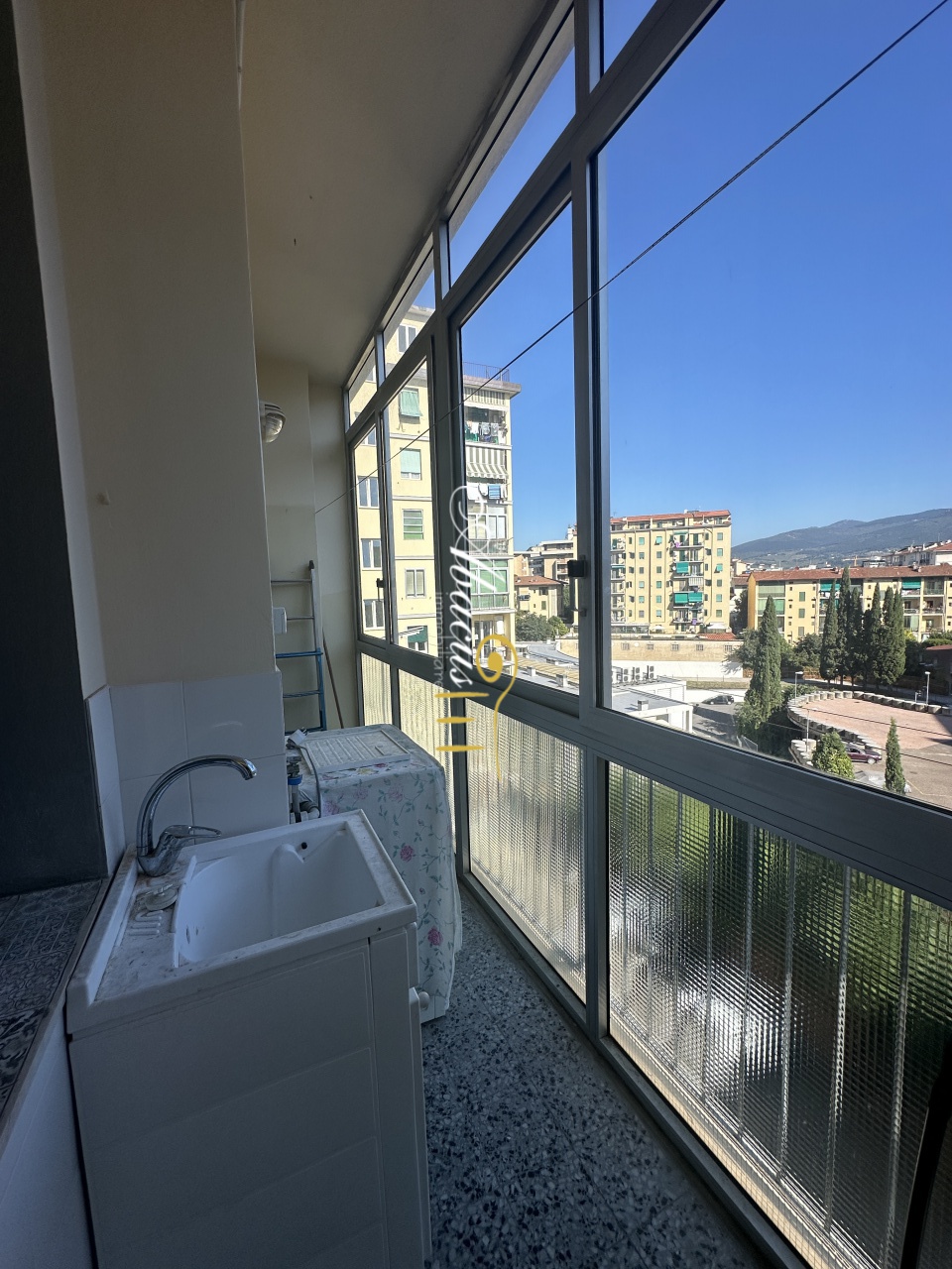 Quadrilocale con terrazzo in via gordigiani, Firenze