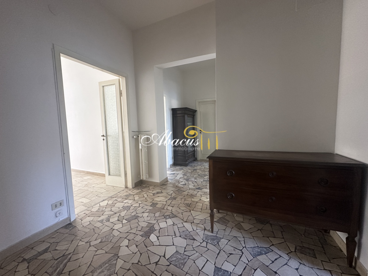 Quadrilocale con terrazzo in via gordigiani, Firenze