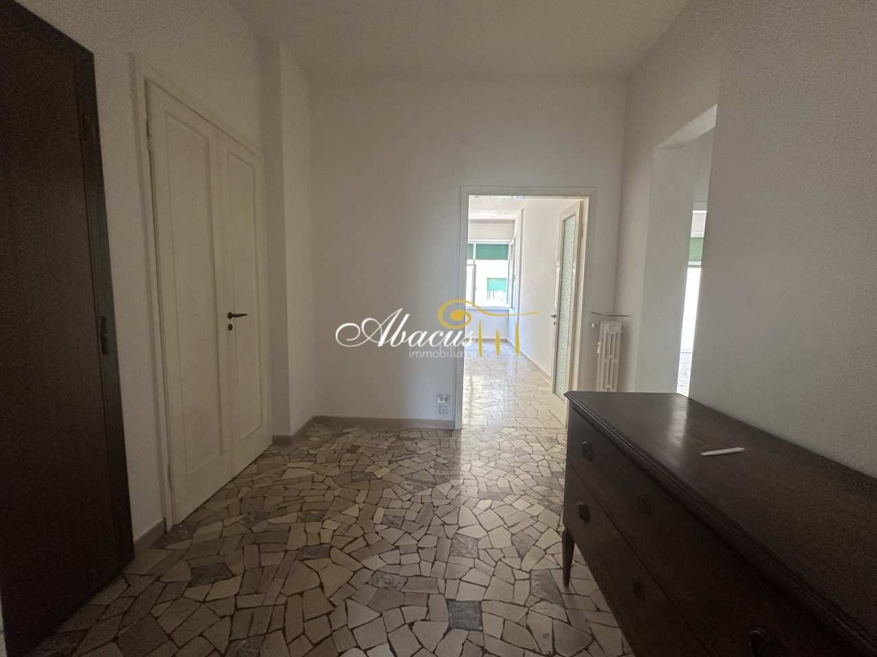 Quadrilocale con terrazzo in via gordigiani, Firenze