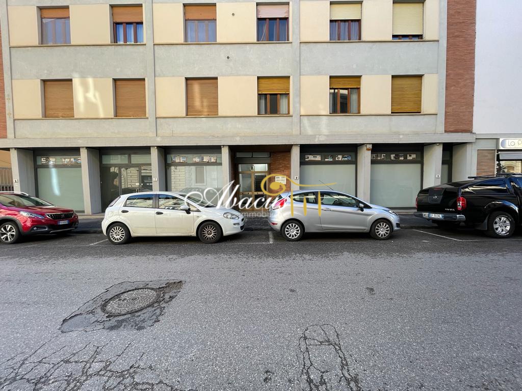 Negozio in vendita in via veracini, Firenze