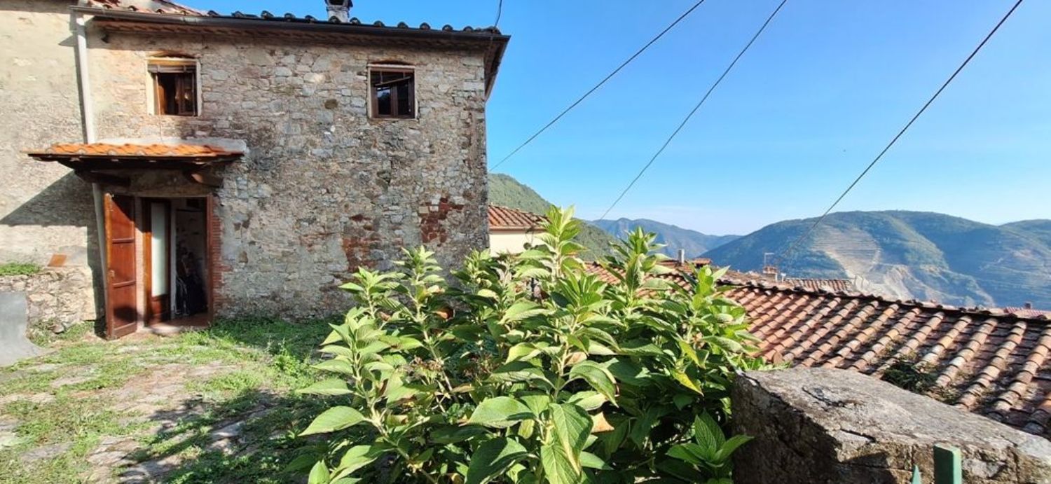 Casa indipendente in vendita, Pescaglia vetriano