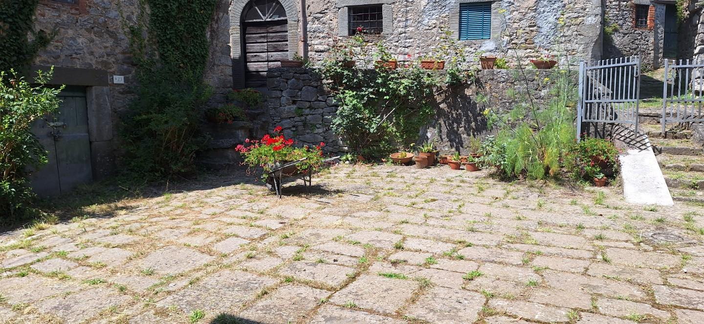 Casa indipendente in vendita, Pescaglia colognora