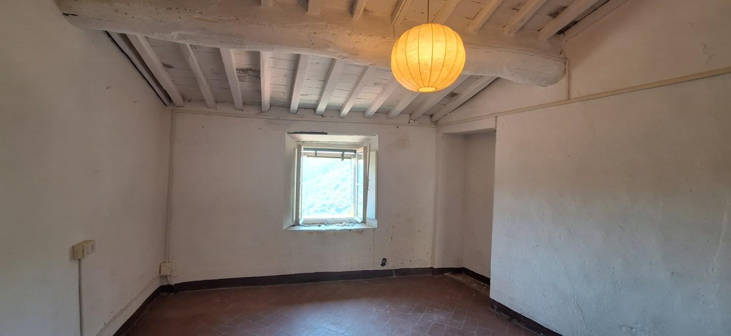 Casa indipendente in vendita a Pescaglia