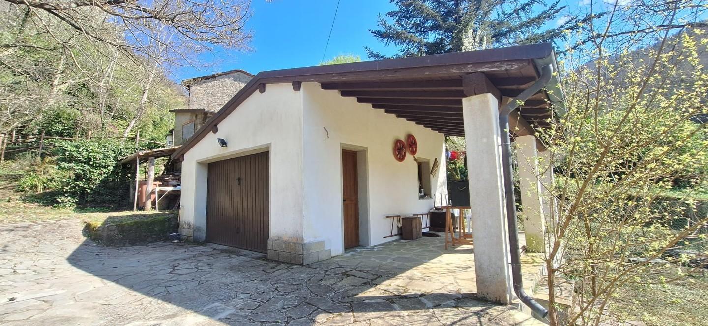 Casa indipendente con giardino, Bagni di Lucca villa