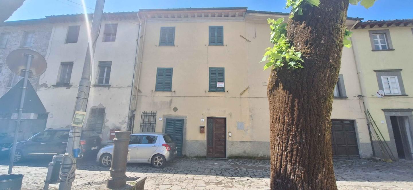 Casa indipendente con terrazzo, Borgo a Mozzano cerreto