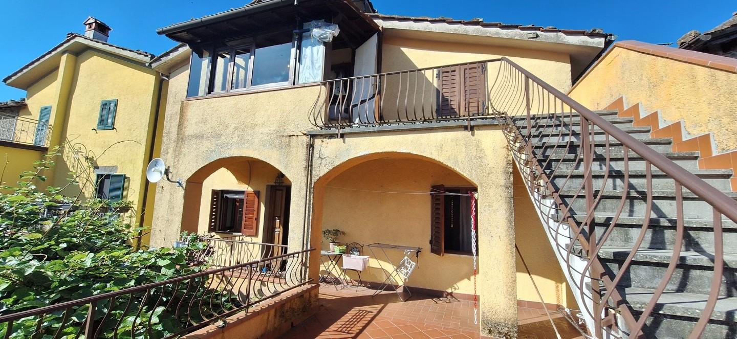 Appartamento con giardino, Bagni di Lucca lugliano