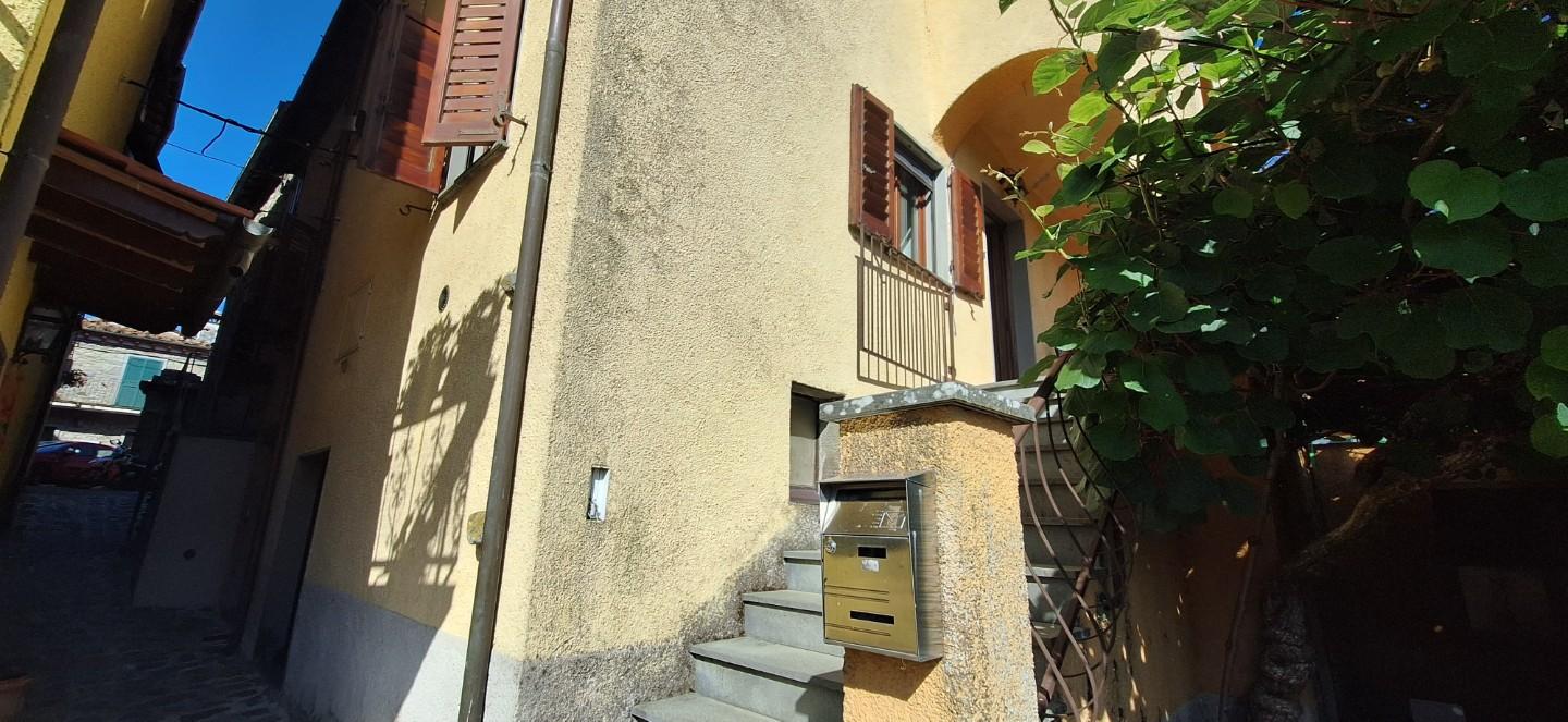 Appartamento con giardino, Bagni di Lucca lugliano