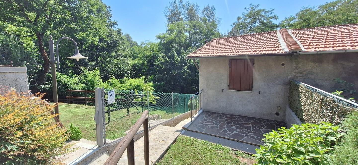 Appartamento con giardino, Pescaglia pascoso