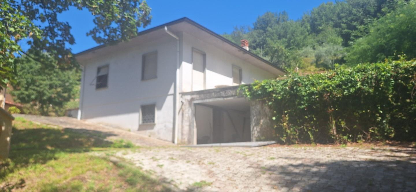 Casa indipendente con giardino, Coreglia Antelminelli gromignana