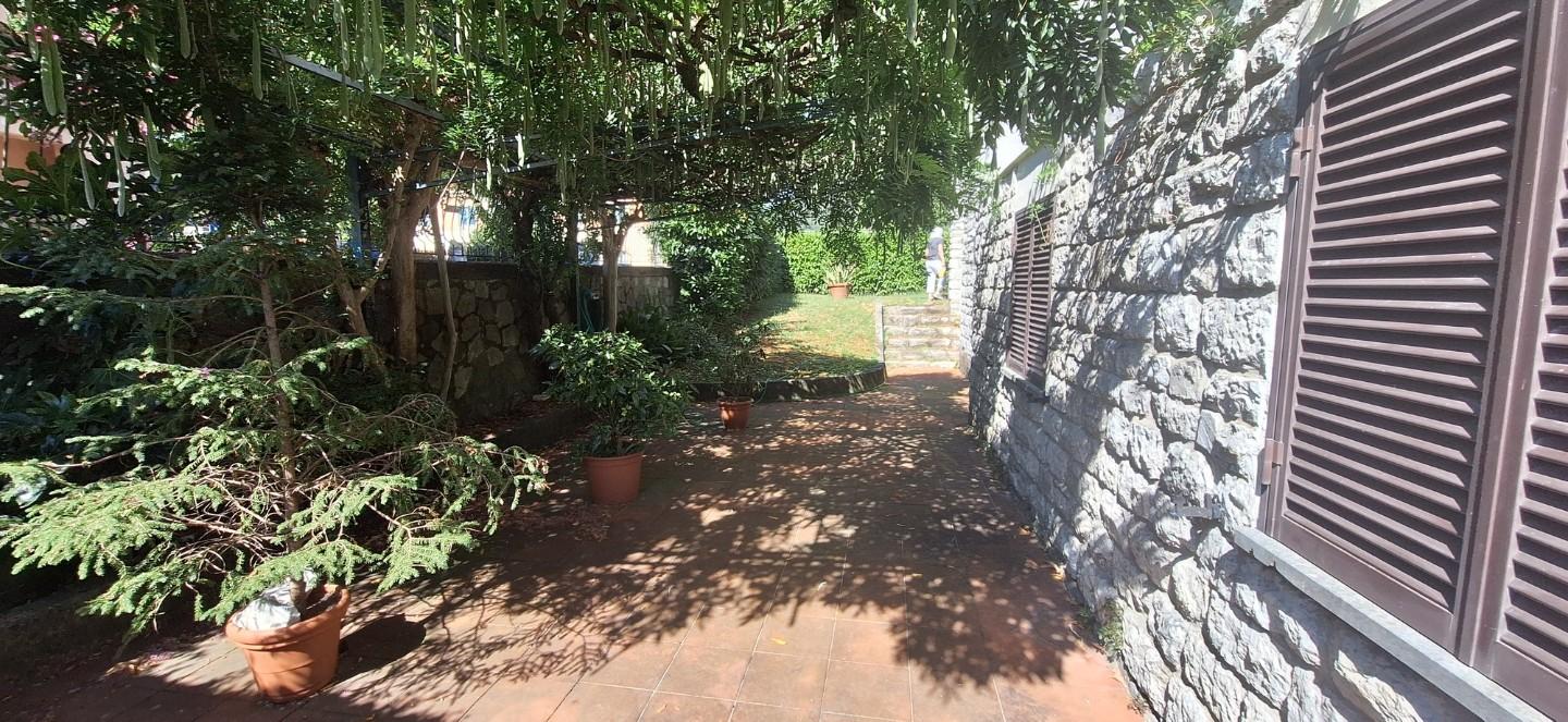 Appartamento in vendita a Borgo a Mozzano